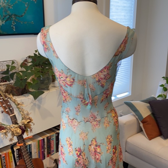 Beautiful and dreamy robins egg blue sheer floral dress or negligee 100% silk - Picture 3 of 5